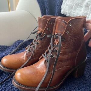 Frye Sabrina 6G Cognac Brown Boots Sz 9.5